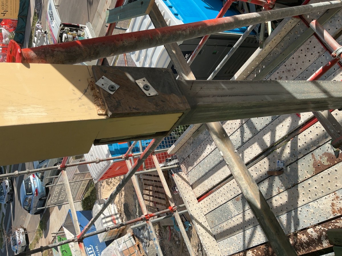 Steel column size and specification not matching the drawing, recorded on a frame inspection in Austral